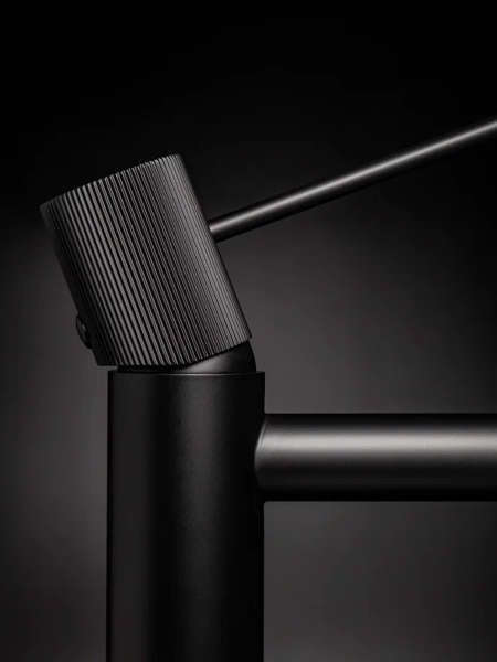 Bilancia 010228 MB (1)